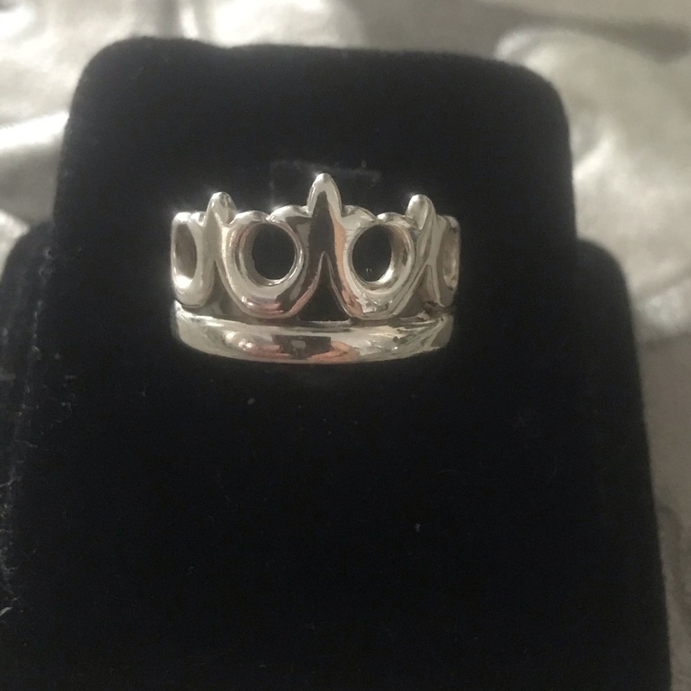 Soon to retire ring style from James Avery